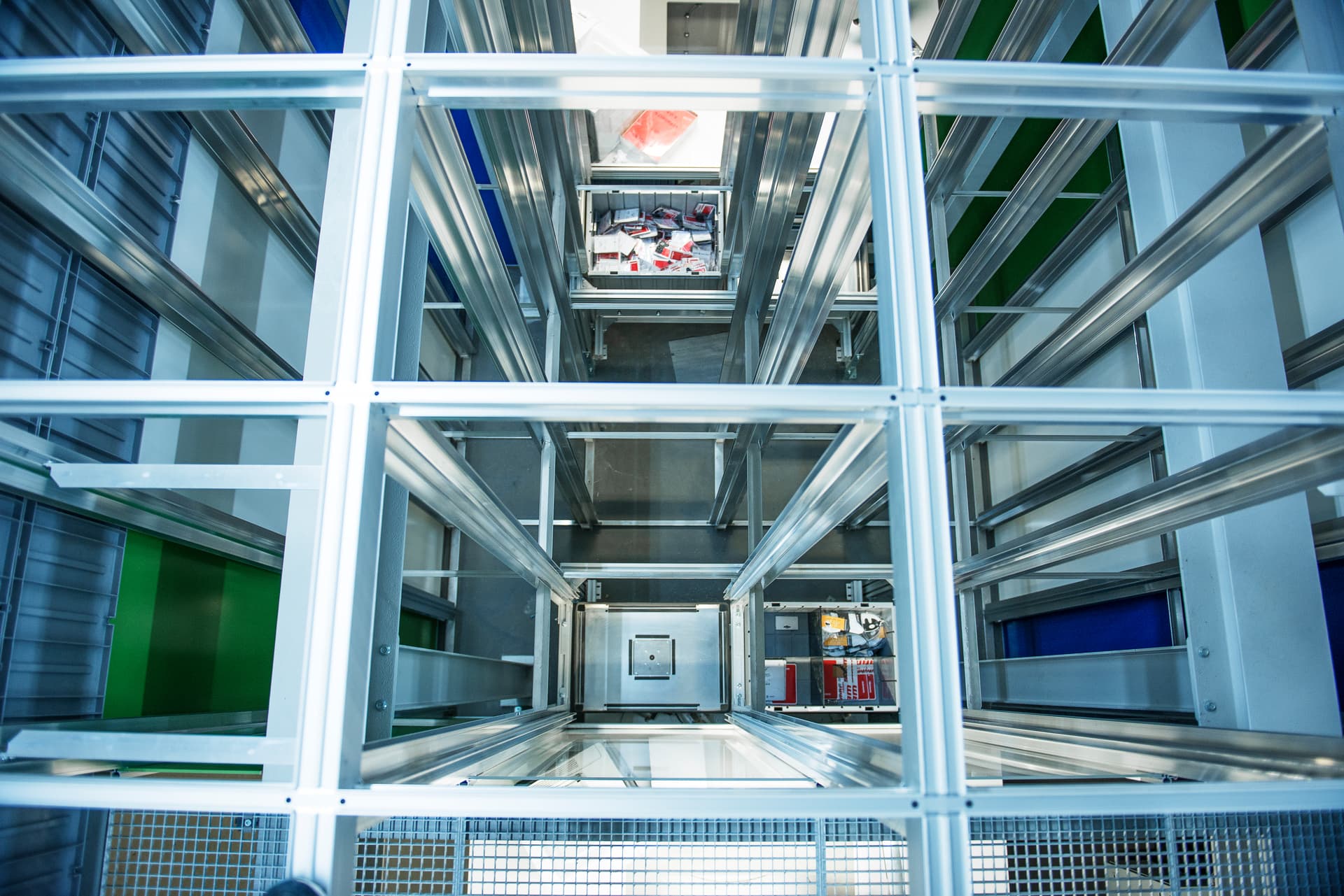 AutoStore erklärt: Komponenten, Planung & Partner im… | even logistics