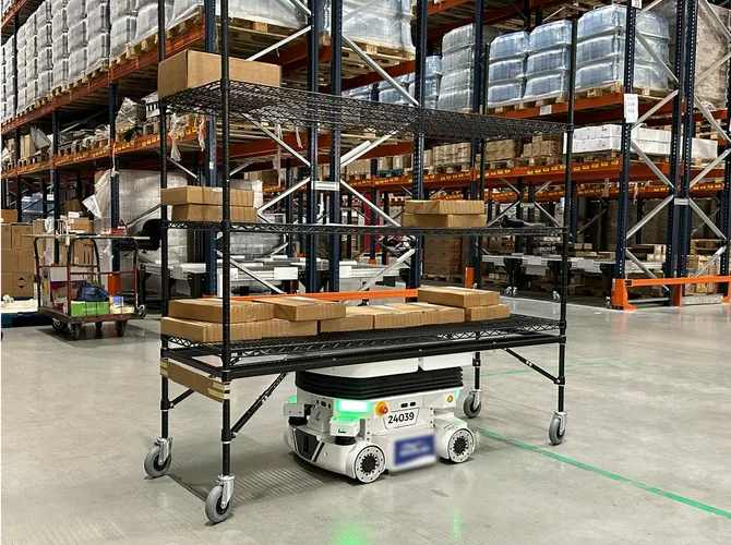 Locus Bot Power Button Locus Robotics – LocusVector – Erfahrungen, Features… | even logistics